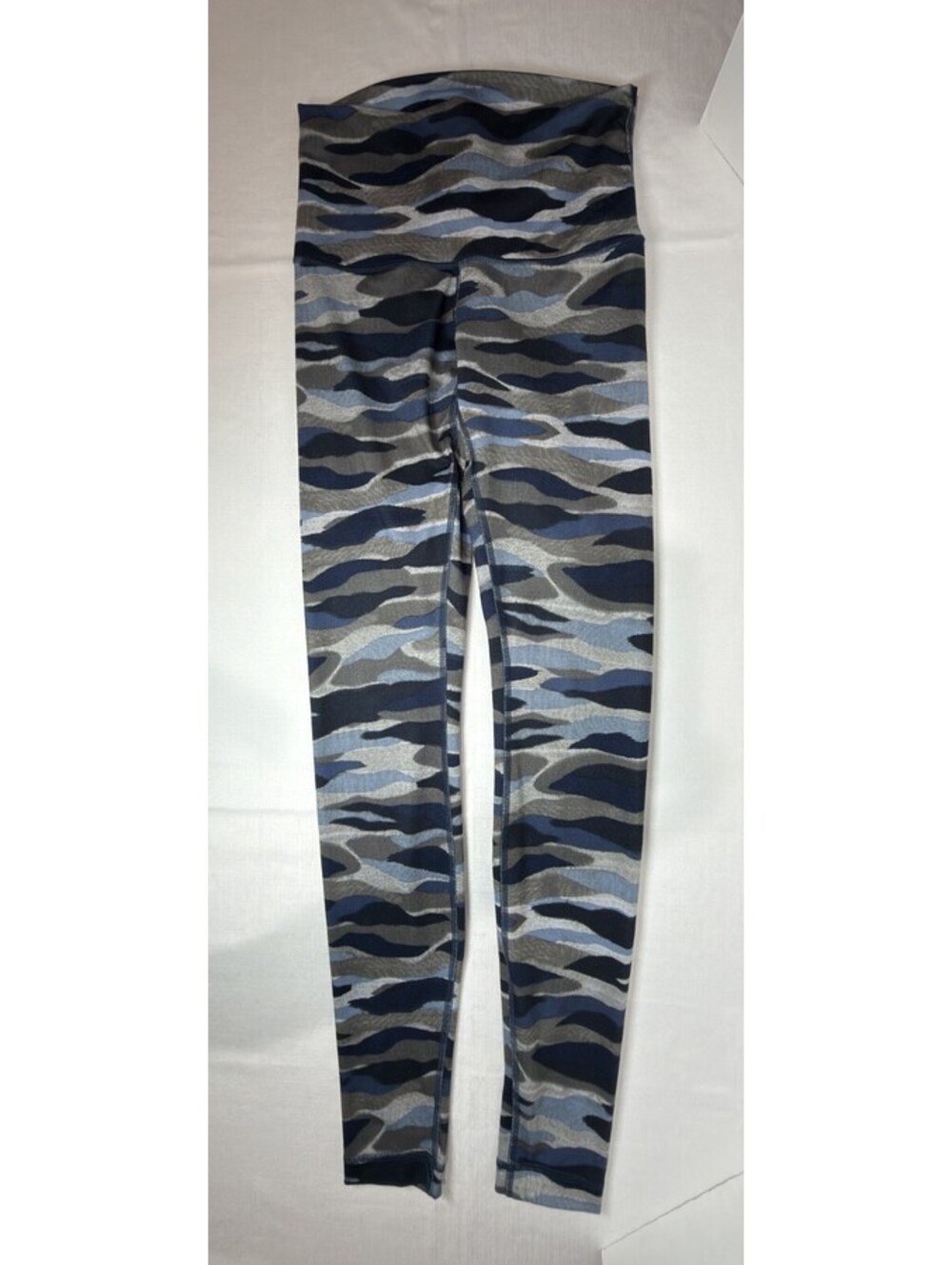 Lululemon Wunder Under Hi Rise Pant Mini Coast Camo Deep Navy Multi Size 6
